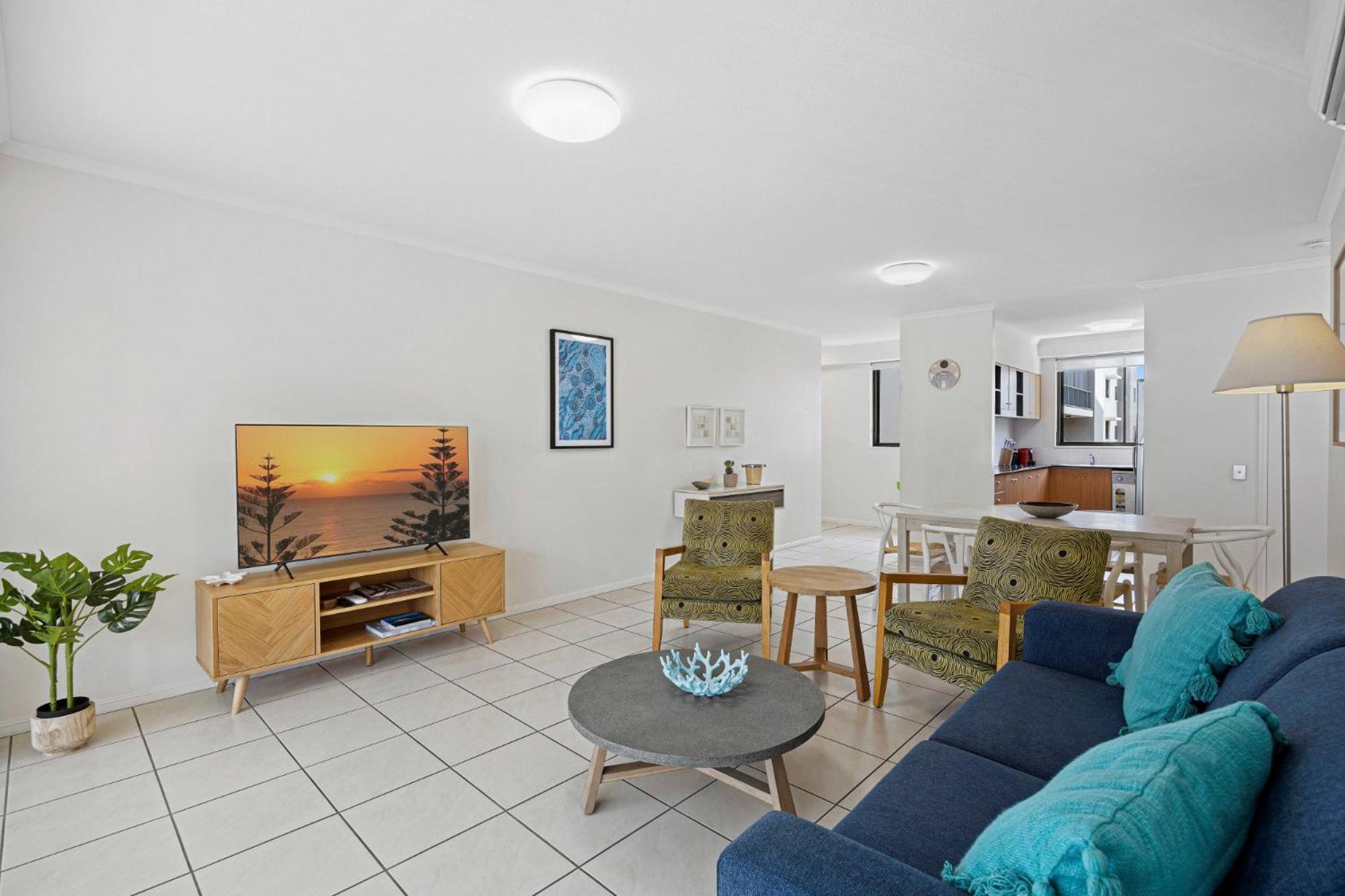 Beachside 2-Bed With Pools Gym Bbq And Parking Apartment Alexandra Headland Exterior photo