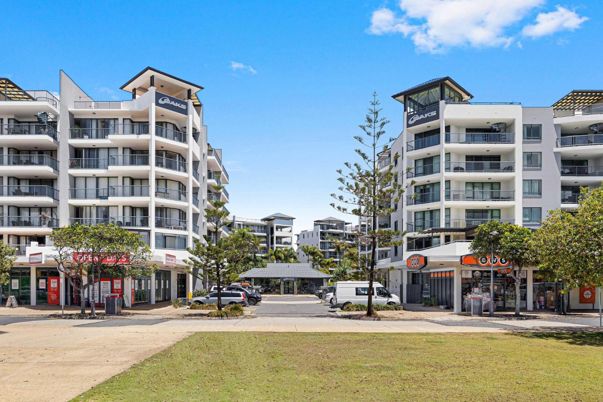 Beachside 2-Bed With Pools Gym Bbq And Parking Apartment Alexandra Headland Exterior photo